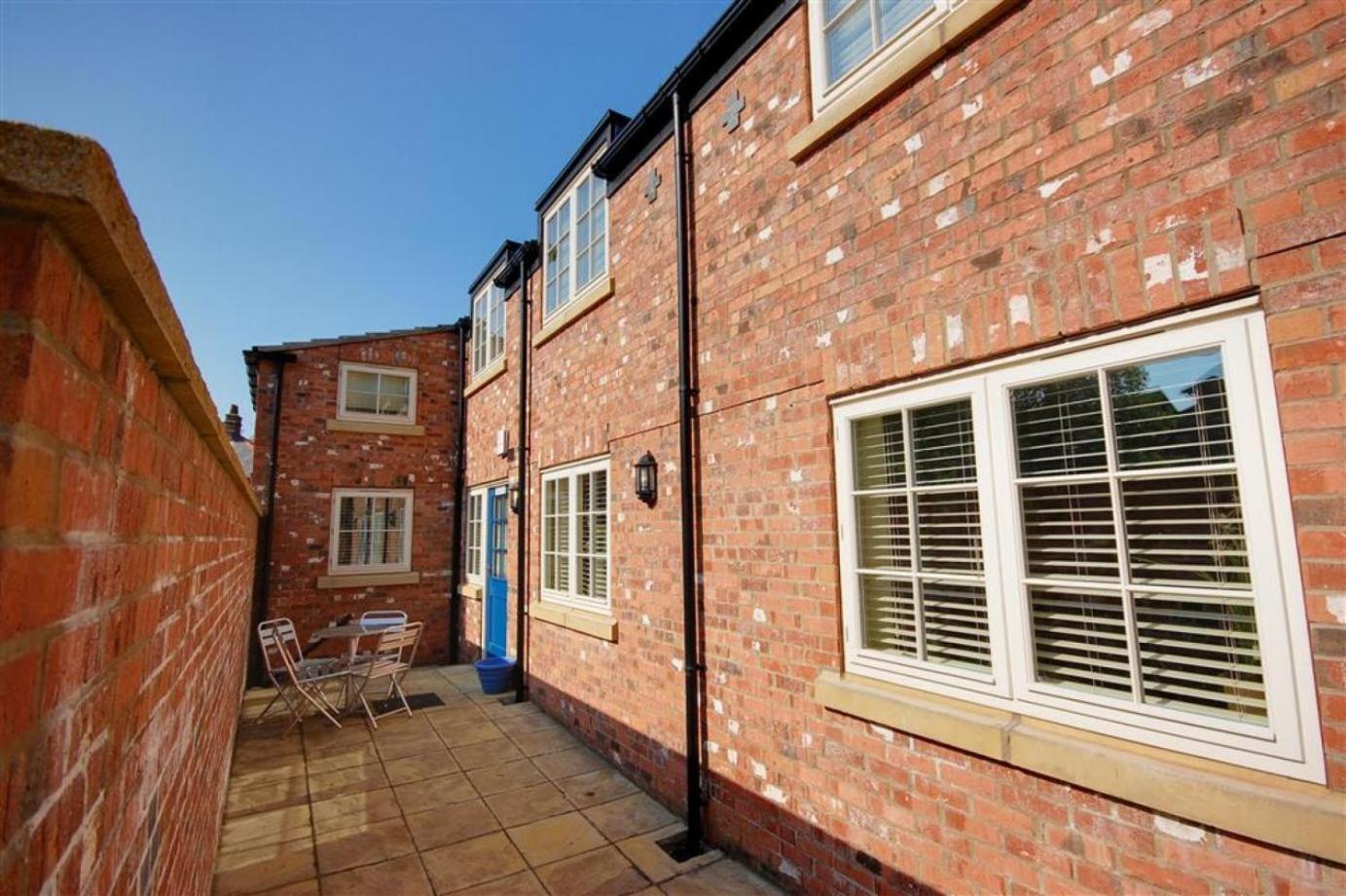 Hotties House - Two-Bed Cottage, Dog-Friendly & Off-Street Parking - Scarborough Dış mekan fotoğraf
